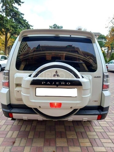 Mitsubishi Pajero 2007, 197,000 km - 3.8 л - Bakı