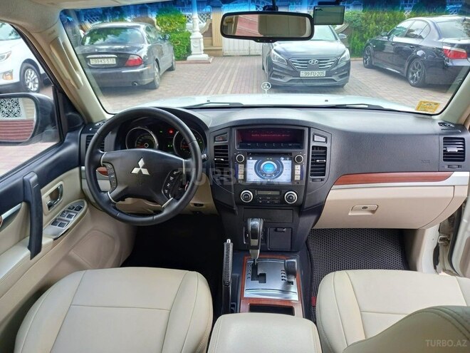 Mitsubishi Pajero 2007, 197,000 km - 3.8 л - Bakı