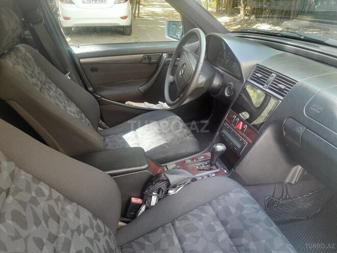 Mercedes C 200 2000, 168,000 km - 2.0 л - Bakı