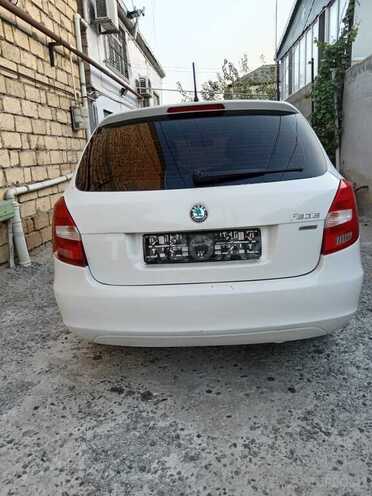 Skoda Fabia 2012, 300,000 km - 1.2 l - Bakı