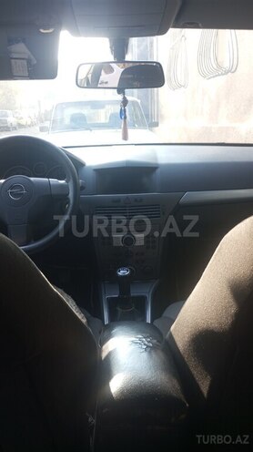 Opel Astra 2005, 224,000 km - 1.4 л - Gəncə