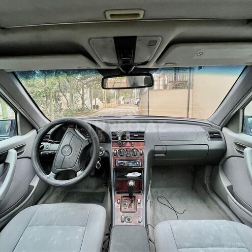 Mercedes C 220 d 2000, 394,000 km - 2.2 l - Kürdəmir