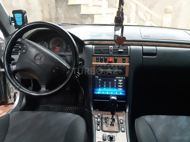 Mercedes E 270 2000, 407,815 km - 2.7 l - Bakı