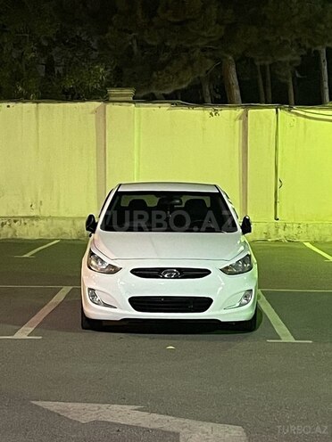 Hyundai Accent 2011, 240,000 km - 1.6 л - Bakı