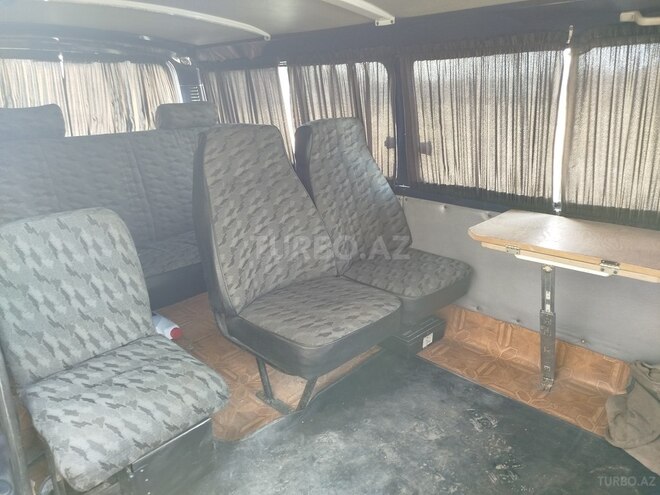 Toyota HiAce 1994, 222,222 km - 2.5 l - Qusar
