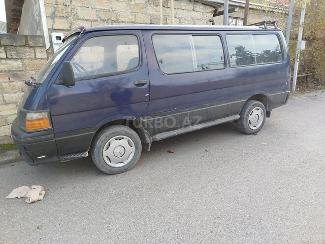 Toyota HiAce 1994, 222,222 km - 2.5 l - Qusar