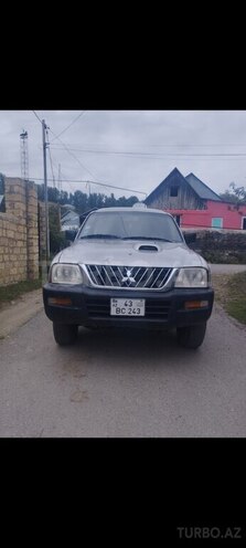Mitsubishi L200 2005, 364,000 km - 2.5 l - Bakı