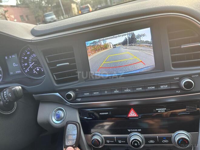 Hyundai Elantra 2018, 78,234 km - 2.0 l - Bakı