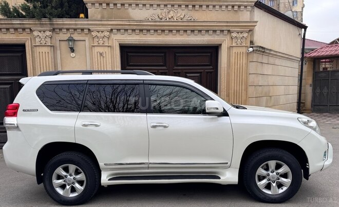 Toyota Land Cruiser Prado 2010, 281,000 km - 2.7 л - Bakı