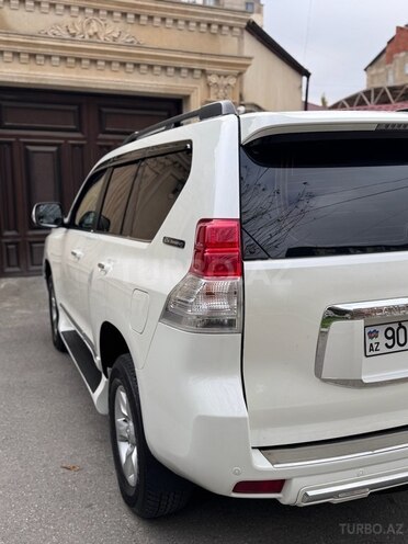 Toyota Land Cruiser Prado 2010, 281,000 km - 2.7 л - Bakı