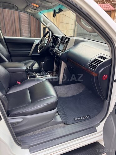 Toyota Land Cruiser Prado 2010, 281,000 km - 2.7 л - Bakı