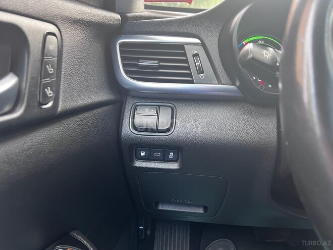 Kia Optima 2017, 135,185 km - 2.0 л - Bakı