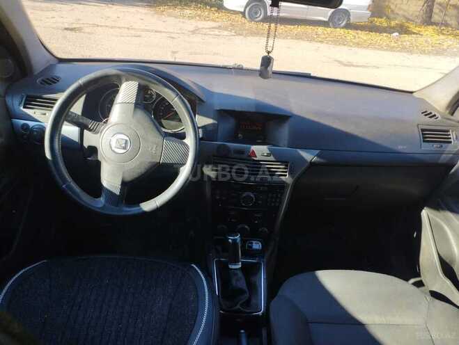 Opel Astra 2007, 240,000 km - 1.3 л - Qusar
