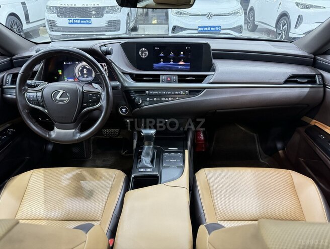Lexus ES 300h 2020, 142,800 km - 2.5 l - Bakı