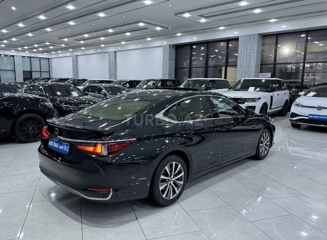 Lexus ES 300h 2020, 142,800 km - 2.5 l - Bakı