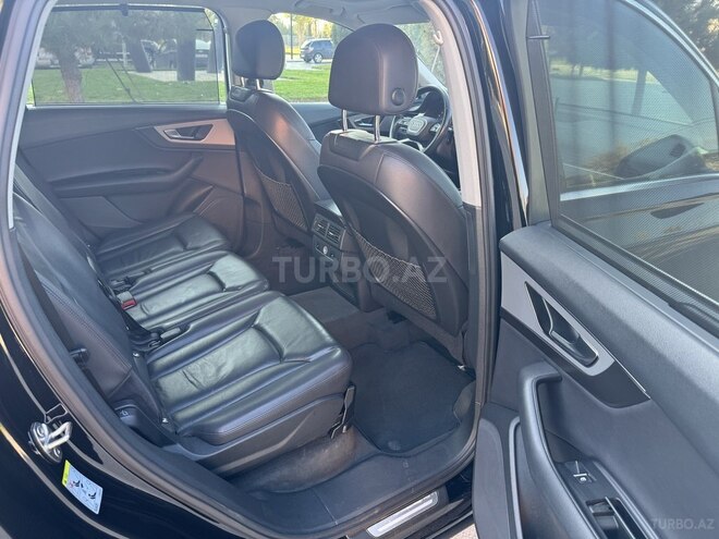 Audi Q7 2017, 176,000 km - 2.0 л - Bakı