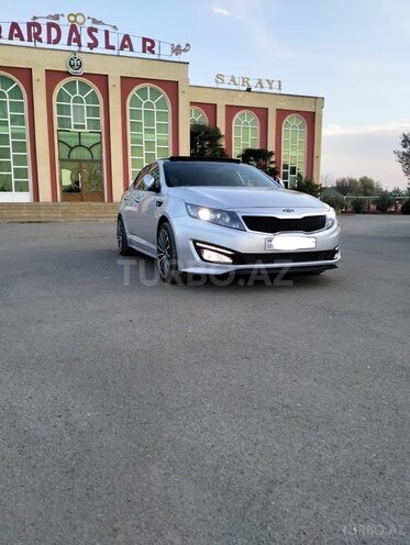 Kia Optima 2010, 88,000 km - 2.0 l - Salyan