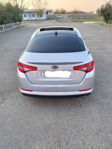 Kia Optima 2010, 88,000 km - 2.0 l - Salyan