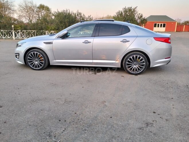 Kia Optima 2010, 88,000 km - 2.0 l - Salyan