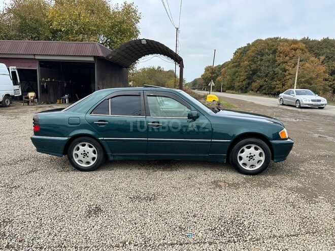 Mercedes C 230 1998, 293,000 km - 2.3 l - Masallı