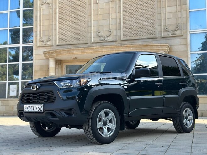 LADA (VAZ) Niva Travel 2024, 2,500 km - 1.7 л - Bakı