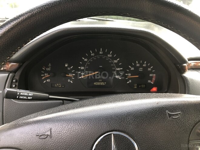 Mercedes E 320 4MATIC 2001, 410,000 km - 3.2 l - Zaqatala