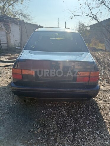 Volkswagen Vento 1995, 234,967 km - 1.4 l - Xaçmaz