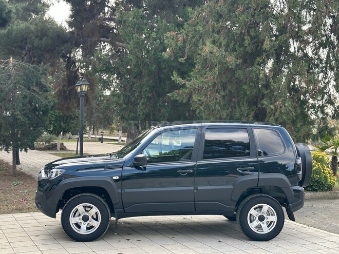 LADA (VAZ) Niva Travel 2024, 2,500 km - 1.7 л - Bakı