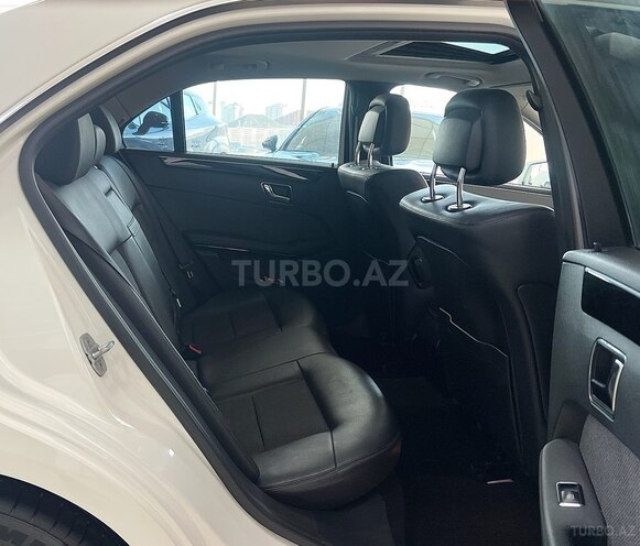 Mercedes E 220 d 2011, 270,000 km - 2.2 l - Bakı