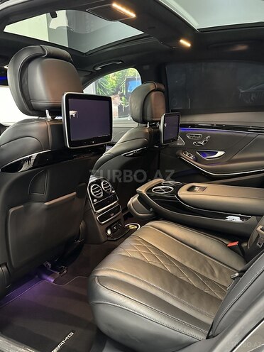 Mercedes S 500-19