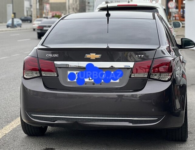Chevrolet Cruze 2015, 300,000 km - 1.4 л - Quba