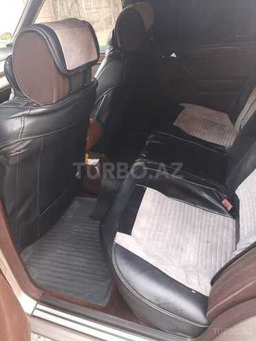 Mercedes E 200 d 1989, 486,000 km - 2.0 l - Ucar