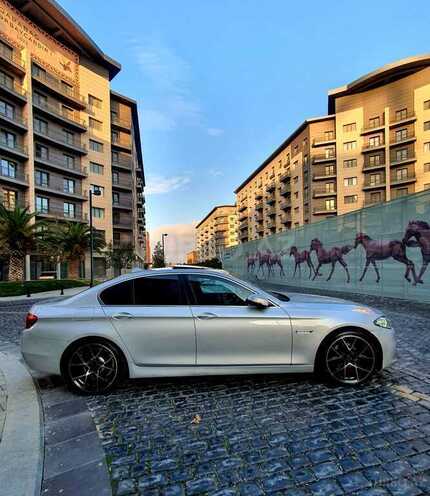 BMW 520 2016, 179,000 km - 2.0 л - Bakı