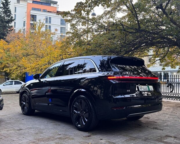 Li Auto L7 2025, 0 km - 1.5 l - Bakı