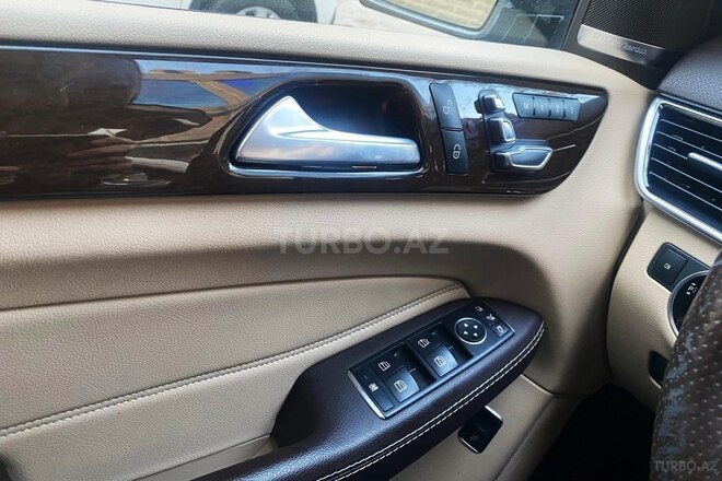 Mercedes GLE 350 4MATIC 2017, 80,000 km - 3.5 l - Bakı