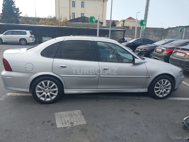 Opel Vectra 1999, 260,000 km - 2.0 l - Bakı