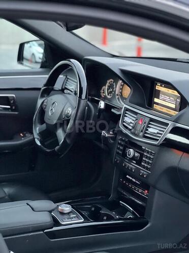 Mercedes E 350 2009, 215,000 km - 3.5 l - Bakı