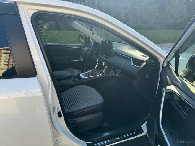 Toyota RAV4 2023, 16,300 km - 2.5 л - Bakı