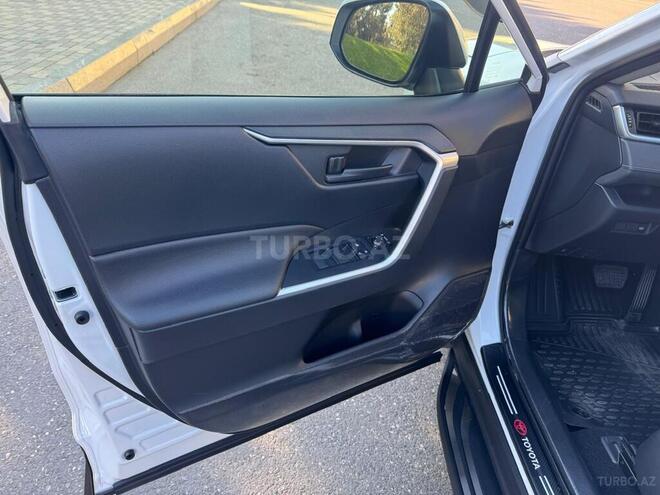 Toyota RAV4 2023, 16,300 km - 2.5 л - Bakı