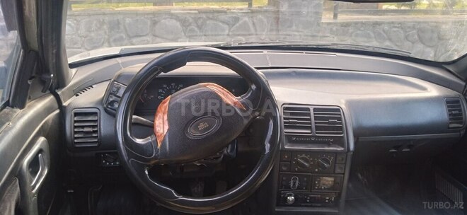 LADA (VAZ) 2110 2004, 215,000 km - 1.5 l - Qax