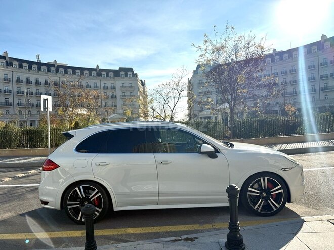 Porsche Cayenne Turbo 2012, 155,000 km - 4.8 л - Bakı