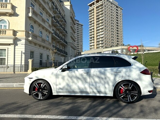 Porsche Cayenne Turbo 2012, 155,000 km - 4.8 л - Bakı