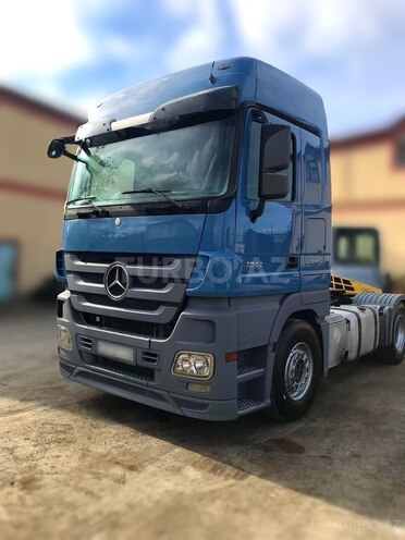 Mercedes Actros 1844 2010, 1,115,000 km - 12.0 l - Bakı