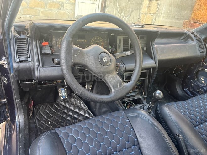 Renault  1994, 100,000 km - 2.0 l - Gəncə