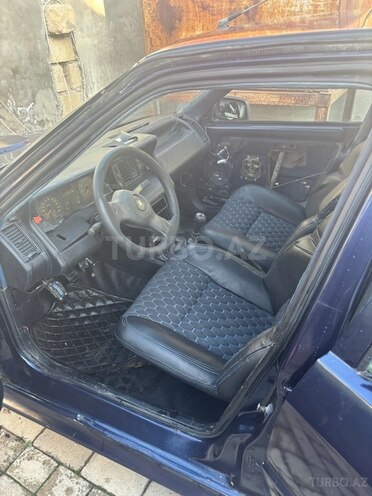 Renault  1994, 100,000 km - 2.0 l - Gəncə