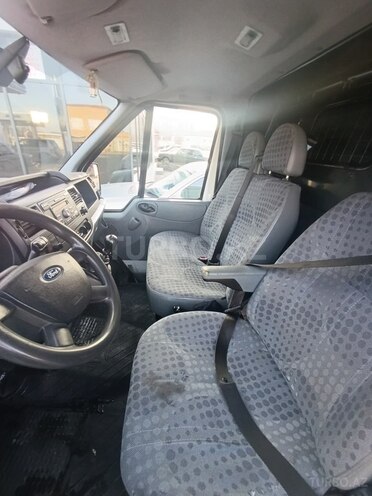 Ford Transit 2006, 280,000 km - 2.4 л - Quba