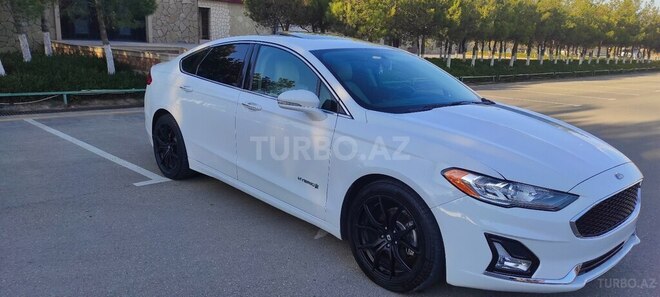 Ford Fusion (North America) 2017, 125,200 km - 2.0 l - Bakı