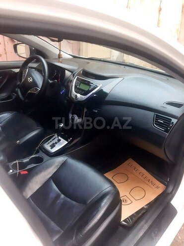 Hyundai Elantra 2012, 285,000 km - 1.8 l - Bakı