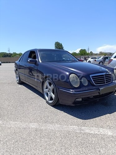 Mercedes E 220 d 1999, 465,000 km - 2.2 l - Bakı