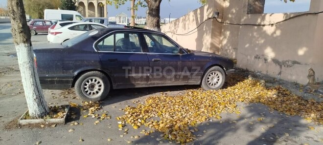 BMW 525 1990, 258,683 km - 2.5 л - Xaçmaz
